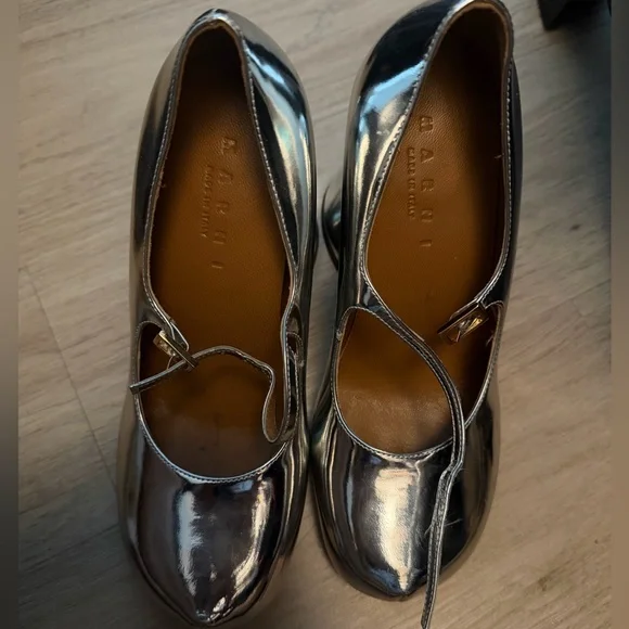 Marni - Silver Metallic Front Strap Mary